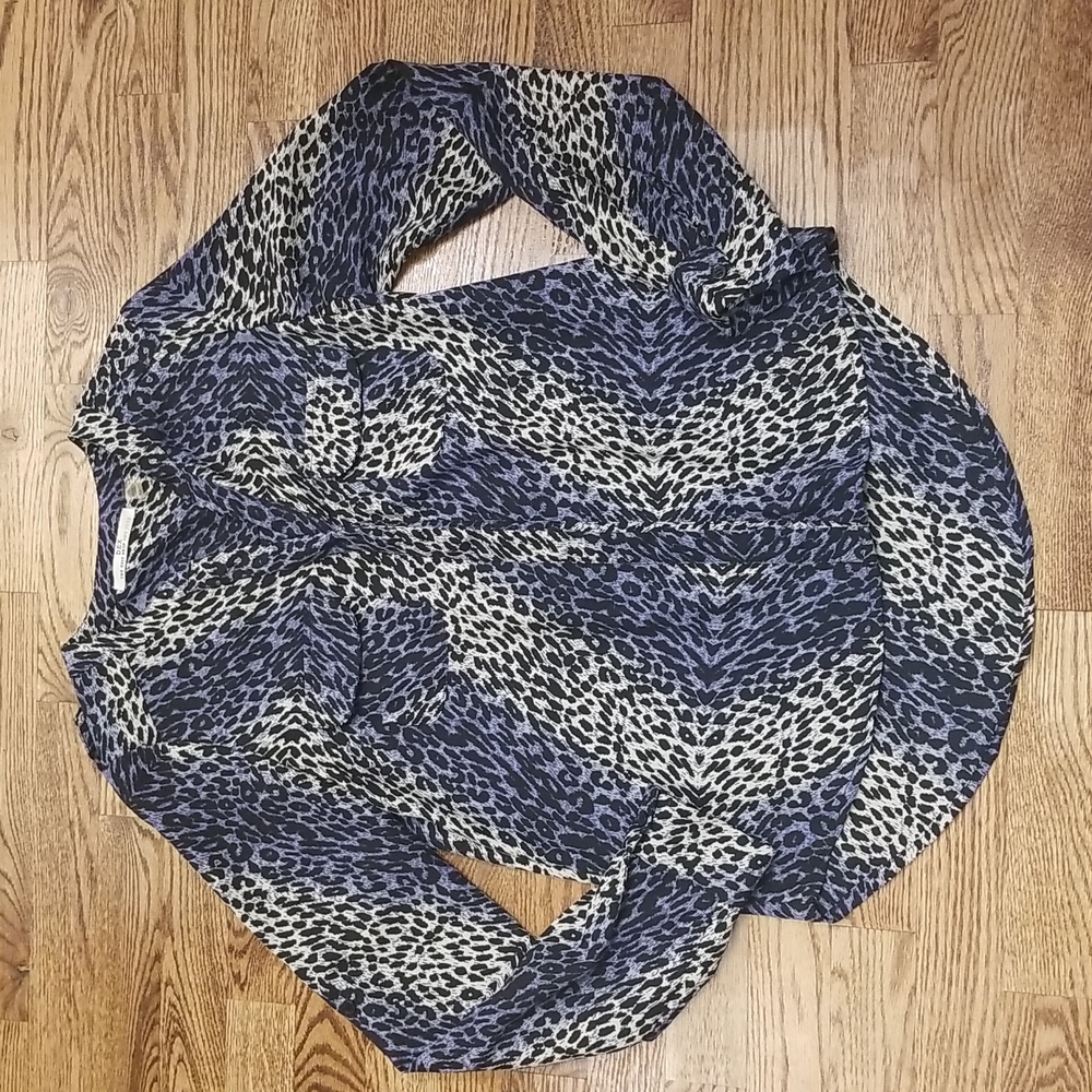 (XS) Dex Leopard Print Button Down Blouse Business Casual Vacation Resortwear